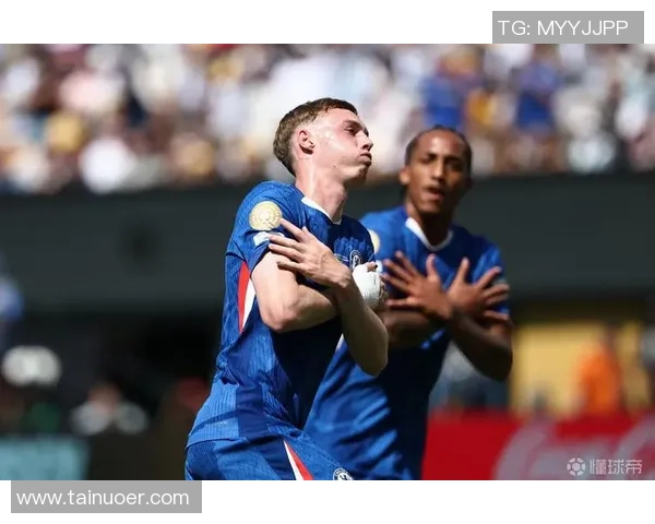 欧联杯惊天冷门皇马点球大战3-0战胜切尔西引发全场狂欢