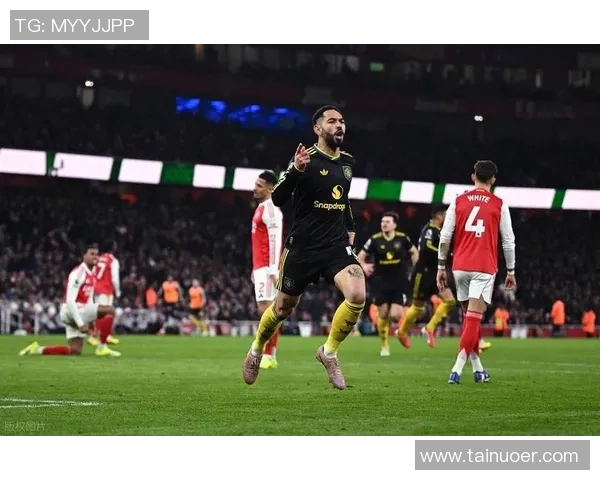 欧冠大战曼联逆转阿森纳绝杀瞬间点燃全场激情分析